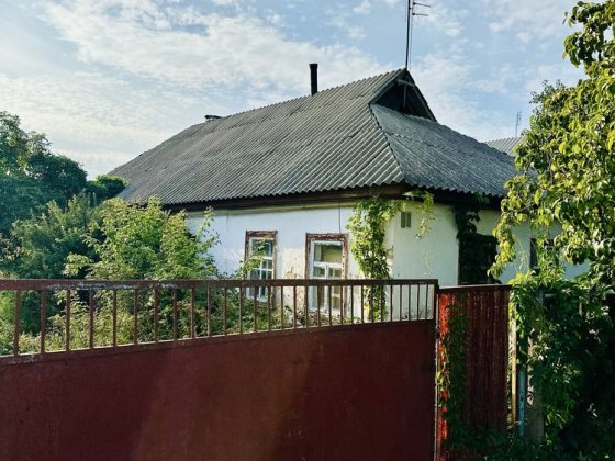 Цілий будинок на 2 половини Сміла