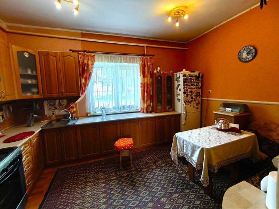 Частина будинку, вул. В. Чорновола ( Горького) Умань