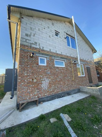 Добротний та просторий будинок з усіма комунікаціями! 32655 - фото 1