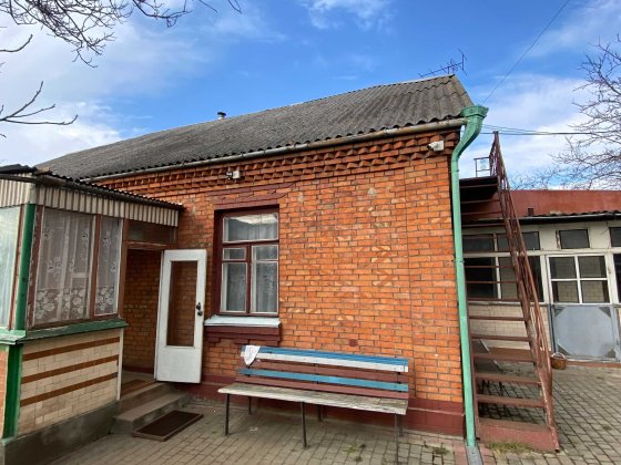 Продам будинок в місті! Хмельницкий