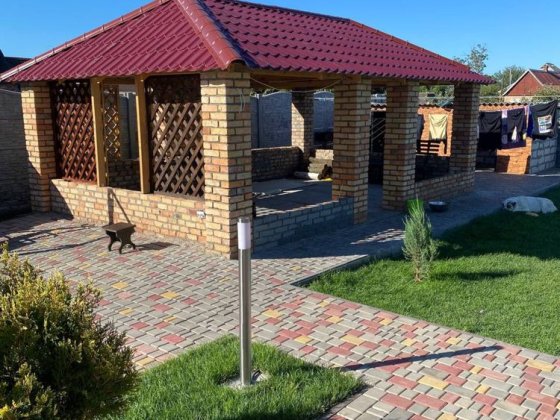 Продам дом с новим ремонтом , район новапавловка отопление газовое! Никополь