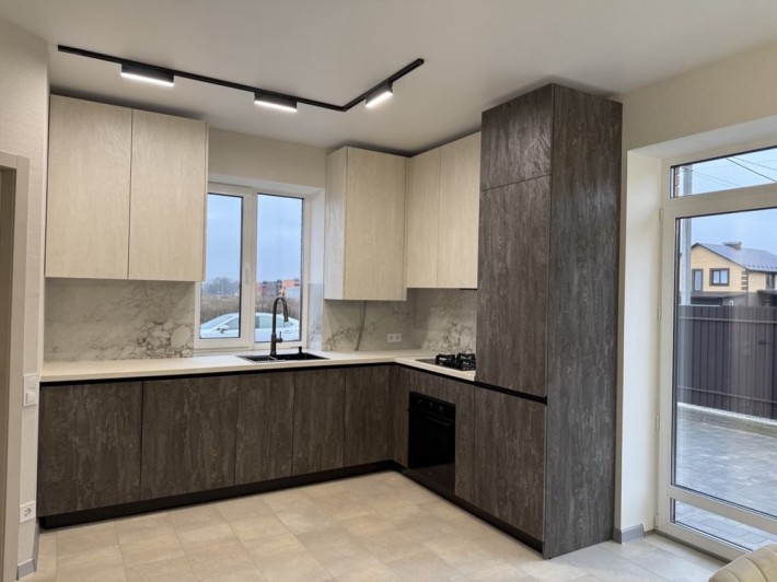 Продаж! Таунхаус з ремонтом без комісії АГВ - фото 1