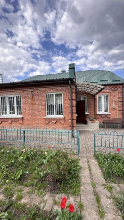 Продаж  будинку поруч з центром міста - фото 1