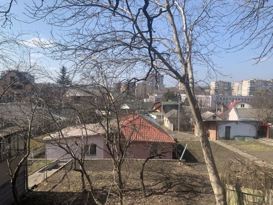 Продаж будинку з землею у самому Центрі міста Хмельницкий