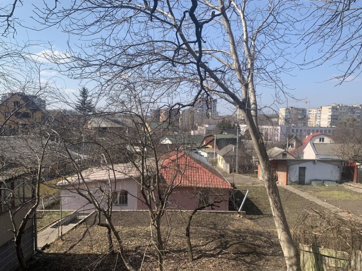 Продаж будинку з землею у самому Центрі міста - фото 1