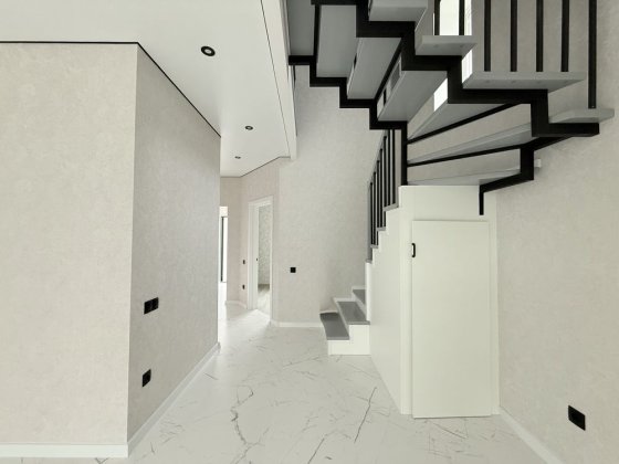 Продаж дуплекса з ремонтом Зарванці