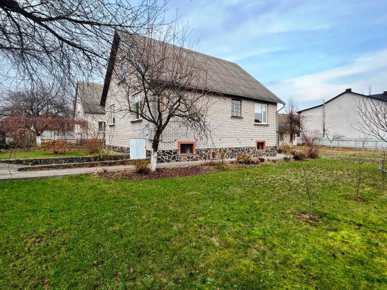 Добротний цегляний будинок на околиці Луцька, село Липини! Липины