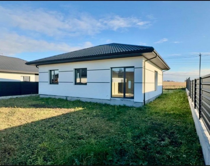 Продам будинок у с.Боратин,можна під Є Оселя - фото 1