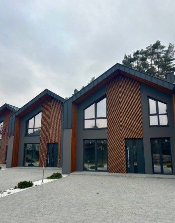 Продаж нових готових таунхаусів у с. Кульчин поруч з лісом - фото 1