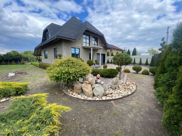 Терміновий продаж будинку с. Зарічани . - фото 1