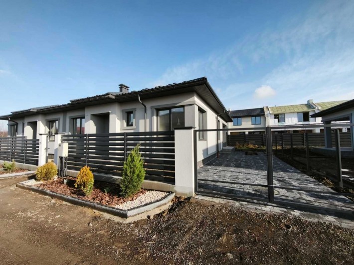 Продається котедж, мік. Минай Код: 33850 - фото 1