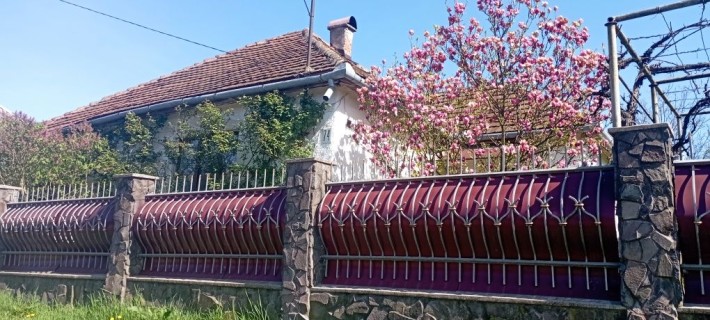 Ціну різко знижено! Продаємо будинок в Сваляві Закарпатської області - фото 1