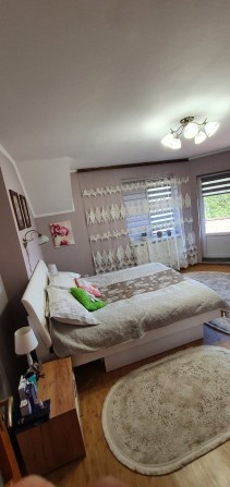 Будинок неподалік центра - фото 1