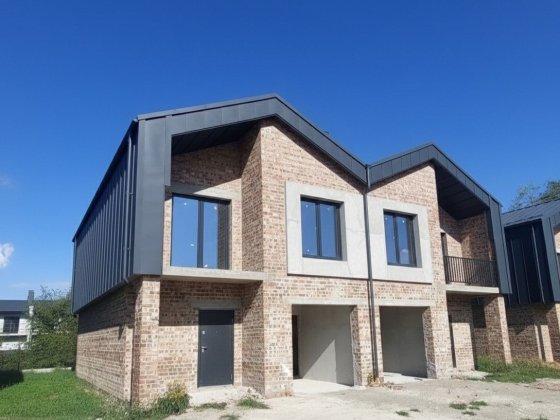 Супер ціна! Готовий будинок, ТОП- локація Криховцы