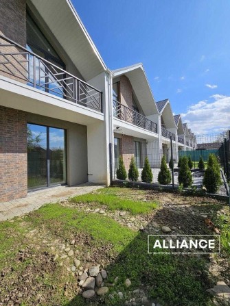 Красивий зданий Таунхаус з гаражем під ремонт, 4км до стометрівки. - фото 1