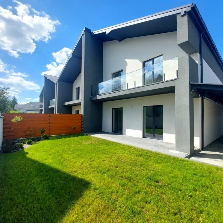 Продається будинок,  Готовий до ремонту, Всі комунікації заведені - фото 1