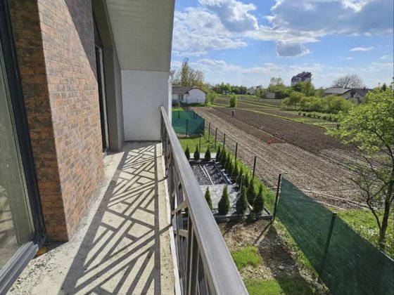 Зданий таунхаус 140м2 Угорники