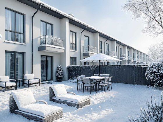 Будинок з Повністю Приватним двором! Від Забудовника! Угорники