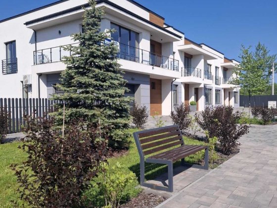 Продаю готовий будинок біля річки.Котеджне містечко преміум-класу. Волчинец