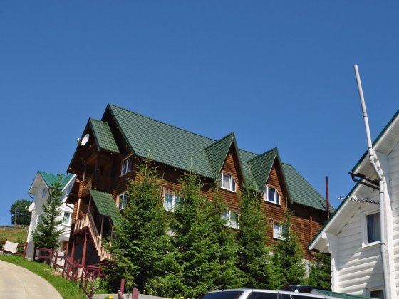 Продаж відпочинкового комплексу с Яблуниця Яблуница