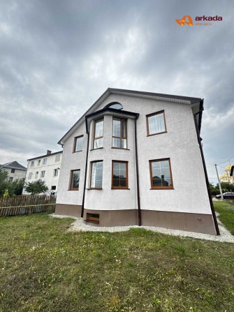 Продаж приватного будинку з ремонтом та меблями в Крихівцях - фото 1