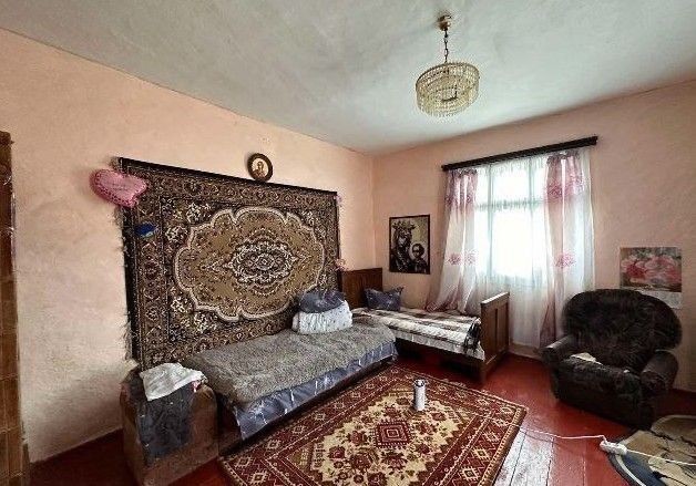 Центр Надвірної ,продаєтсья будинок з 34 сотих - фото 1