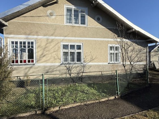 Продаж будинку з готовим бізнесом! Надвірна