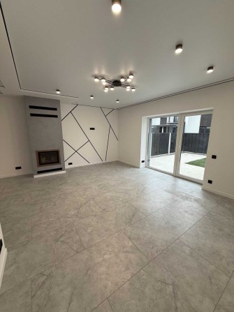 Таунхаус з ремонтом в Крихівцях - фото 1