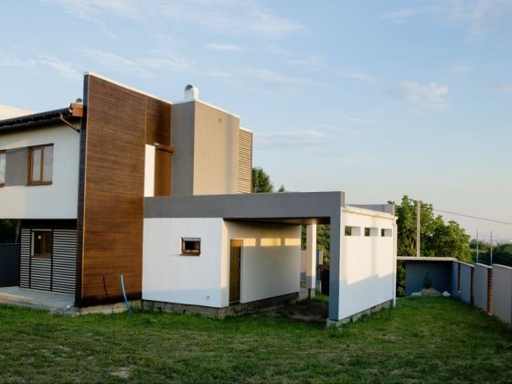 Продаж 2 поверхового будинку з верандою і ділянкою 7 соток,147 кв.м Подлужье