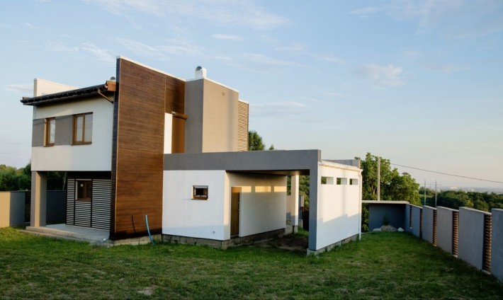 Продаж 2 поверхового будинку з верандою і ділянкою 7 соток,147 кв.м - фото 1