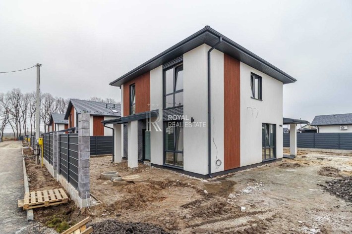 Продаж Будинок 5-к 155 м.кв Крюківщина Басейн Газ Без комісії - фото 1