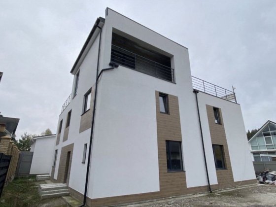 Козин вул. Козацька два дуплекса 450 кв.м. 180000$ Козин