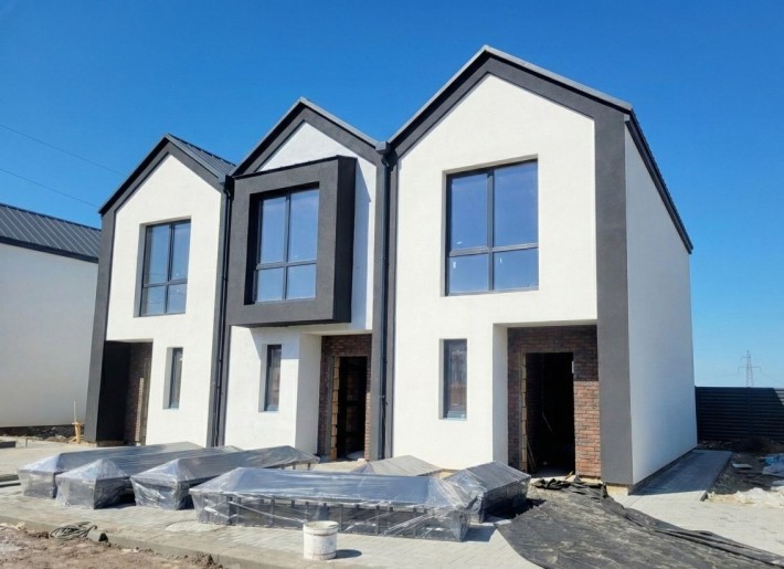 Таун біля Києва! Святопетрівське. єОселя! - фото 1