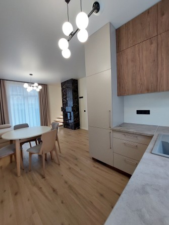 Продаж сучасного таунхаусу  67м2 с.Білогородка - фото 1