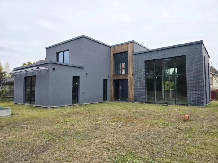 Будинок 260 м2 у соснах 2 світло містечко с. Козин Конча-заспа Дамба - фото 1