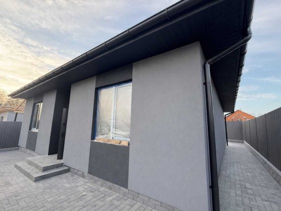 Продаж Окремого будинку Білогородка є багато різних варіантів Белогородка