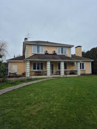 Будинок у престижному селищі на Новообухівській трасі, смт Козин. - фото 1