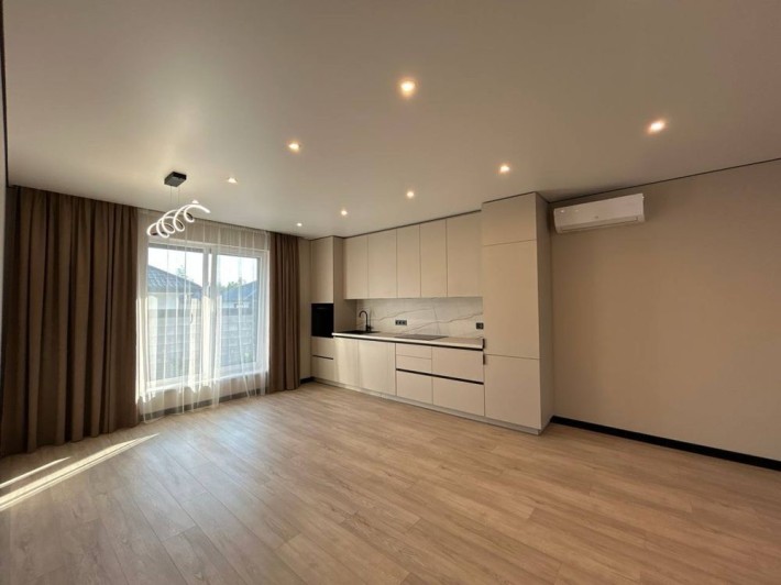 Будинок Окремий, ГАЗ, 4 сотки, з Ремонтом та Технікою - фото 1