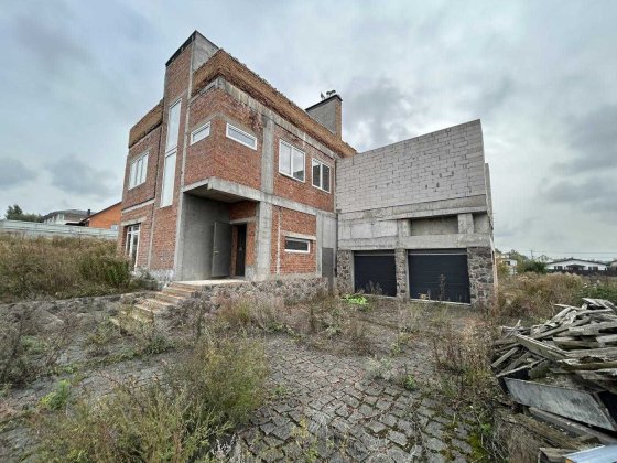 Будинок Білогородка Зимовий сад Басейн Тераса Гараж Підвал 10.8 сотки Білогородка