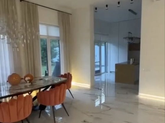 Продам дом 300м2с бассейном, KM Montana Village, Козин Конча Заспа Козин