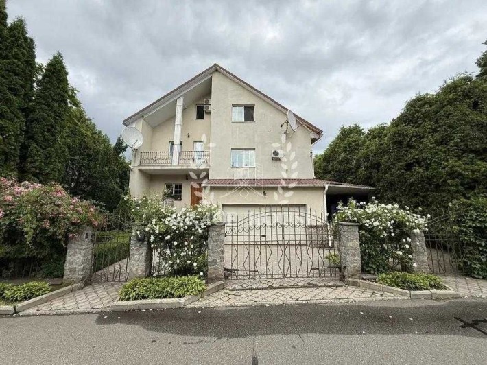 Продажа дома 500м.кв. КГ Золотые Ворота Козин Конча-Заспа 12 соток - фото 1