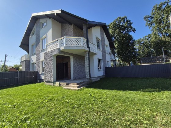 Квадрохауз двоповерховий Ворзель