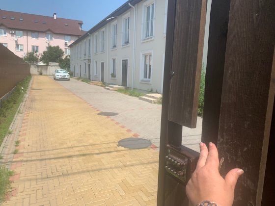 Таунхаус з частковим ремонтом Є оселя-так! Святопетрівське