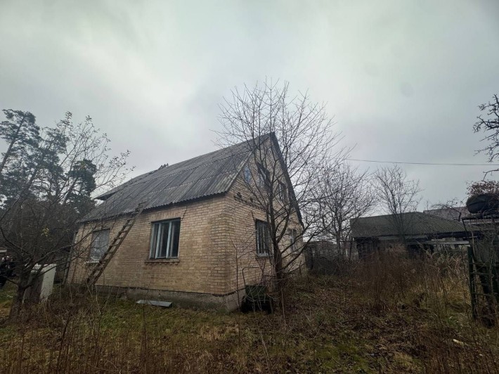 Будинок під реставрацію або знос  чудова ділянка для нового проєкту - фото 1