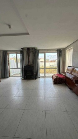 Таунхаус з ремонтом Ворзель,200 м²,на 3.7 сотках, є камін - фото 1