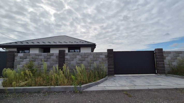 Будинок з підвалом у Ворзелі, велика ділянка та вдале планування - фото 1