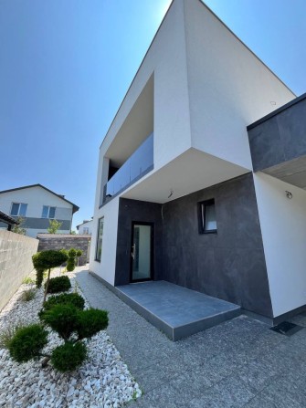 Продаж будинку 230м2 з басейном  в Гатному! Тераса та автонавіс! - фото 1