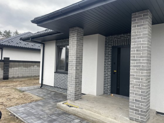 Будинок без ремонту в парку Ворзель