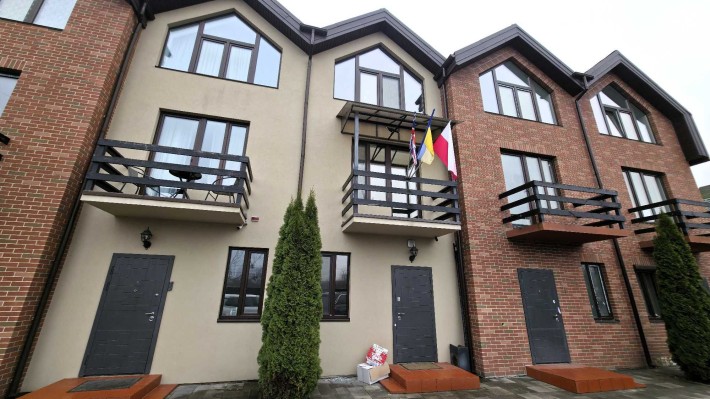 Продаж таунхауса 124 м² у Ходосівці з ремонтом і меблями, Відео огляд - фото 1