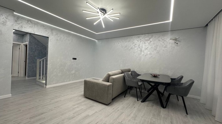 Продаж Таунхаусу з ремонтом! Гатне! Без комісії - фото 1